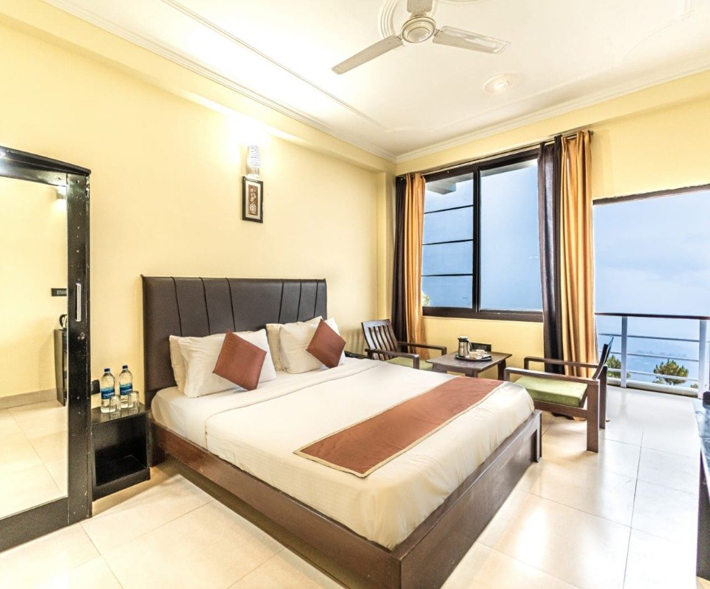 Super Deluxe Room with Private Balcony - Photo 1